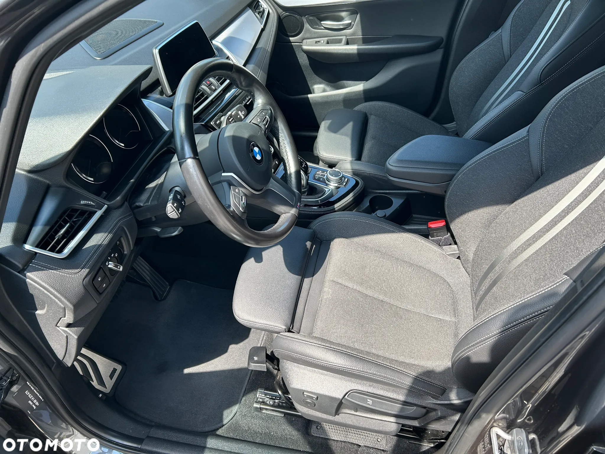 BMW Seria 2 218i GT M Sport - 29