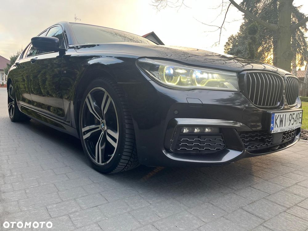 BMW Seria 7 740d xDrive - 10