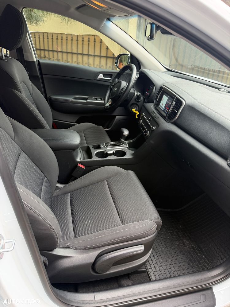 Kia Sportage 1.7 DSL 7DCT 4x2 Classic - 9