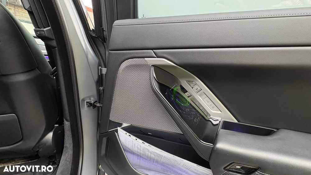 BMW Seria 7 740i - 9