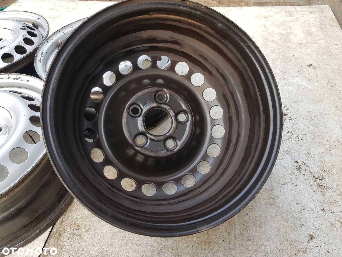 4 Felga stalowa Volkswagen OE 6.5" x 16" 5x120 ET 51 - 11