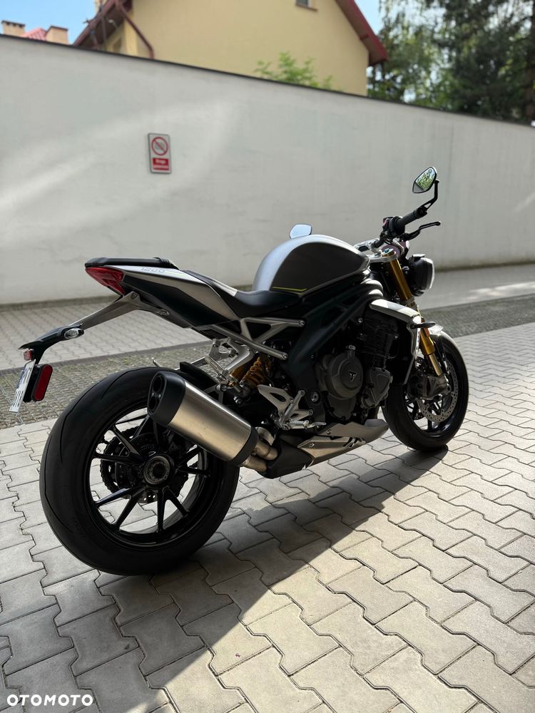 Triumph Speed Triple - 27