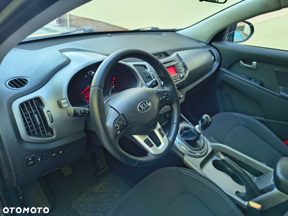 Kia Sportage 1.7 CRDI 2WD ISG Dream-Team Edition - 21