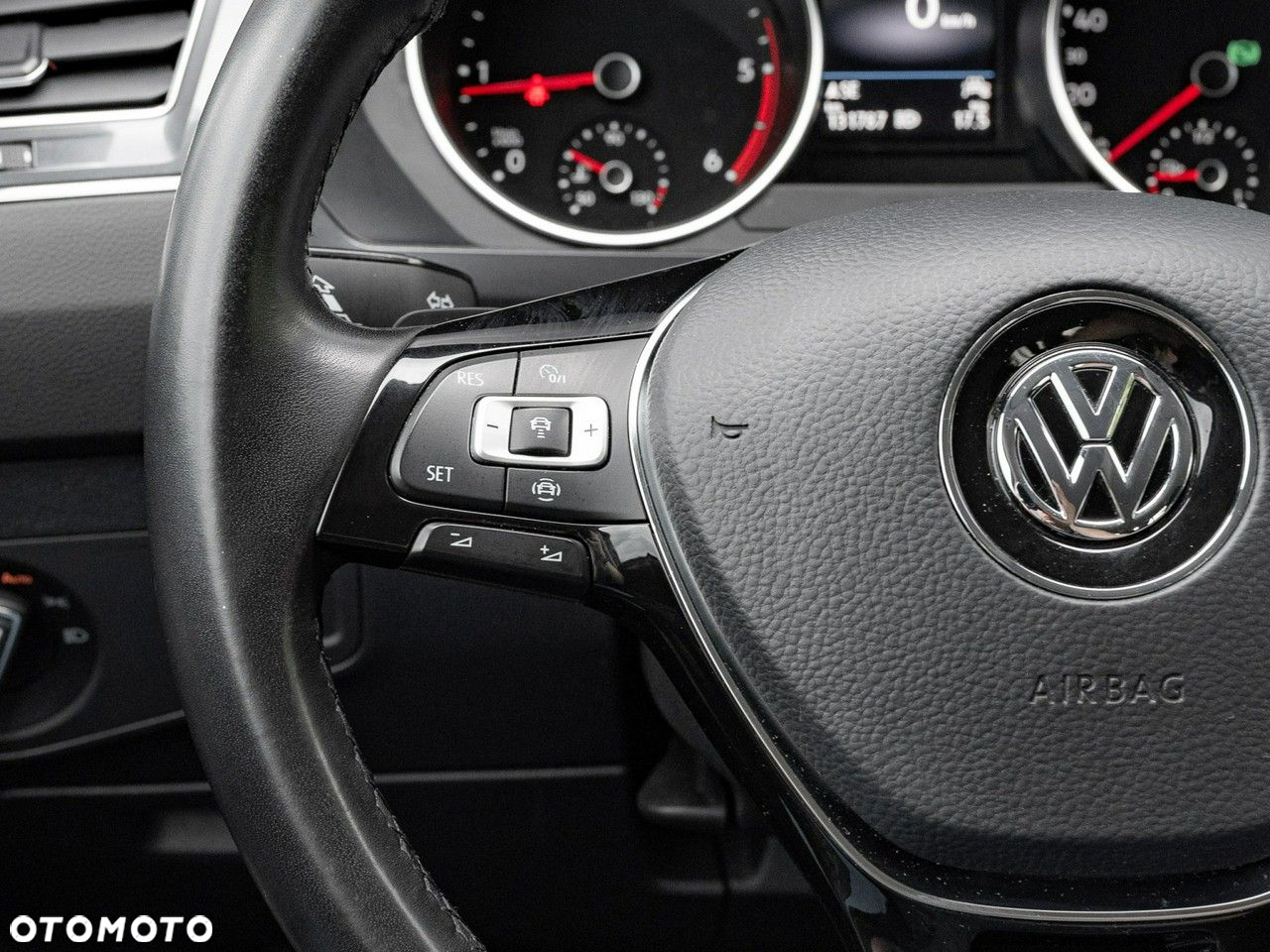 Volkswagen Tiguan Allspace 2.0 TDI 4Mot SCR Comfortline DSG 7os - 17