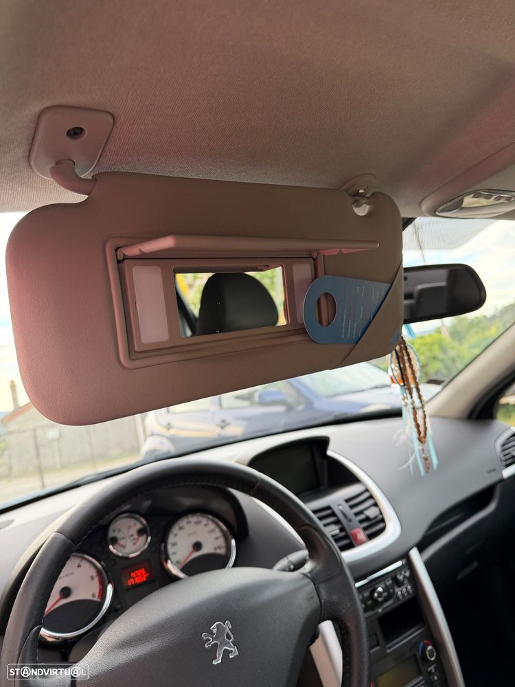 Peugeot 207 90 HDi FAP (Blue Lion) Premium - 21
