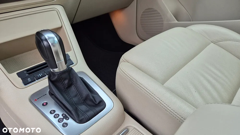 Volkswagen Tiguan 2.0 TDI 4Mot R-Style DSG - 5