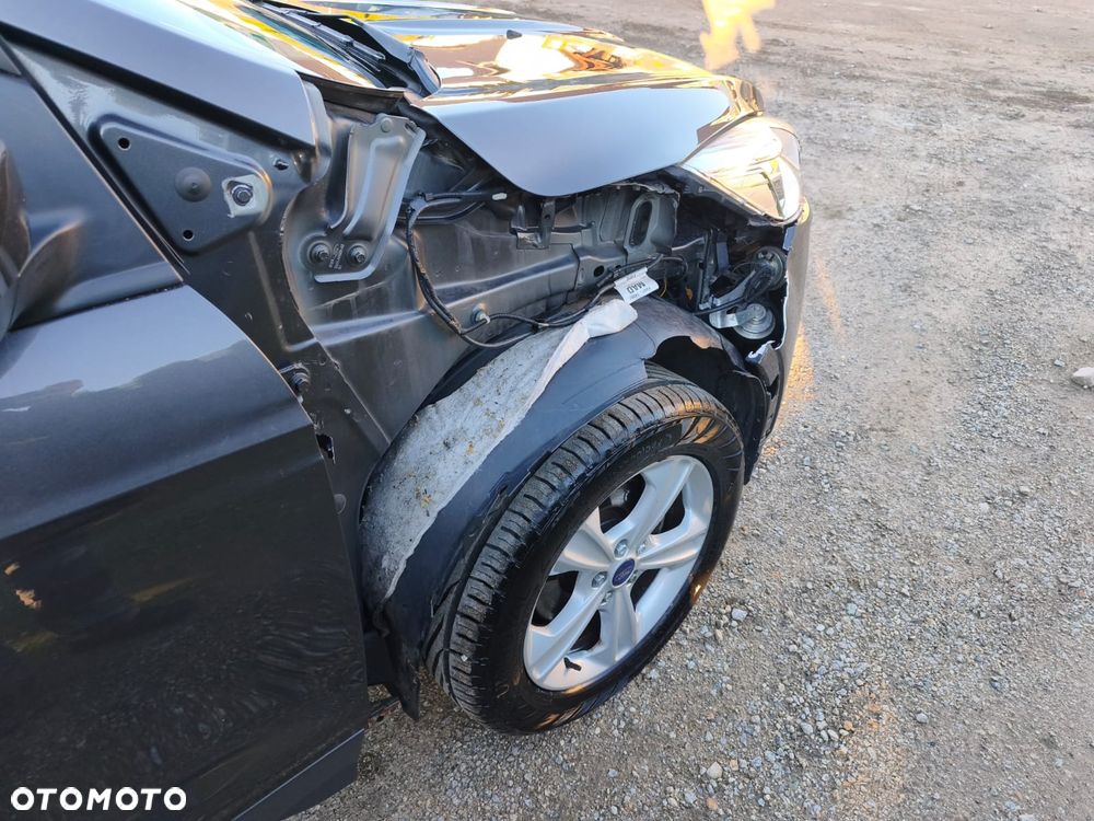 Ford Kuga - 6