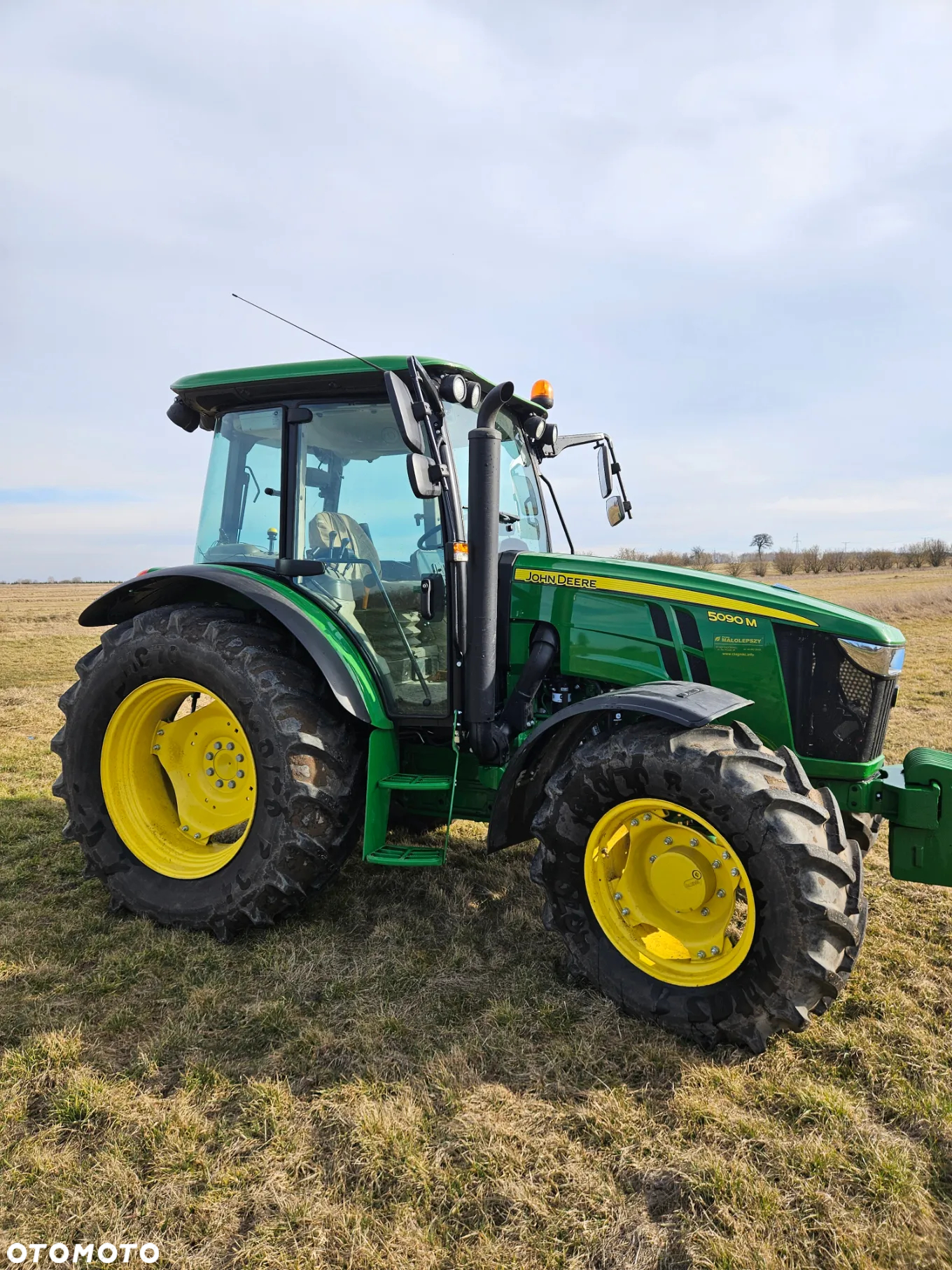 John Deere 5090M - 4