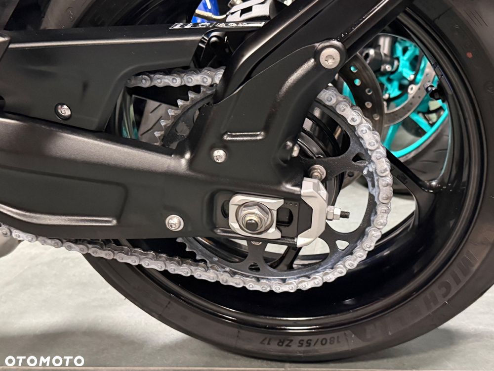 Triumph Trident - 28