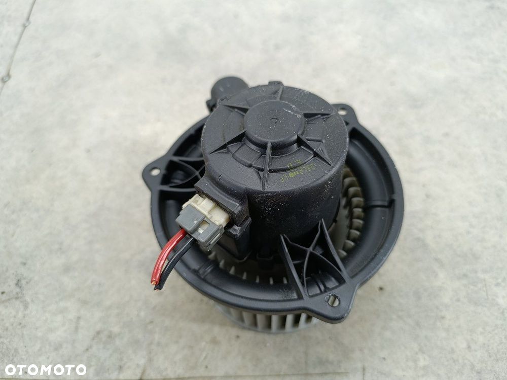 WENTYLATOR NAWIEWU, DMUCHAWA HYUNDAI I30 I CW F00S33F012 1.6 16V - 6