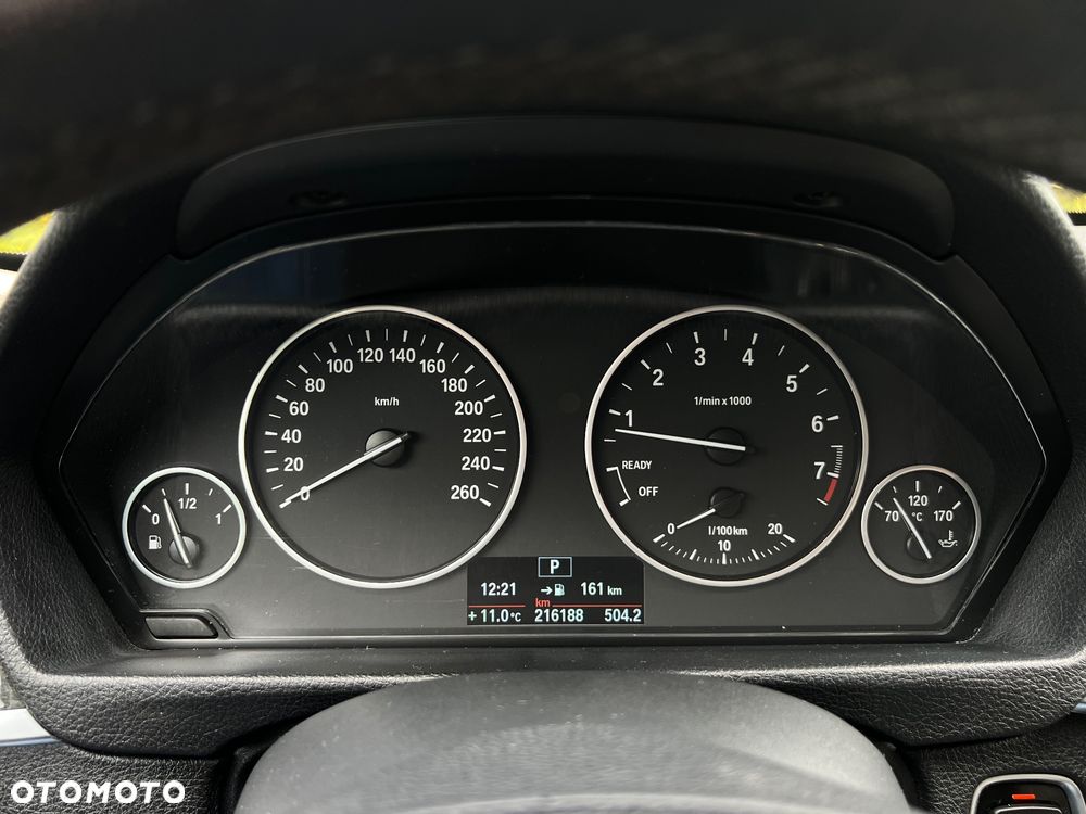 BMW Seria 3 - 36