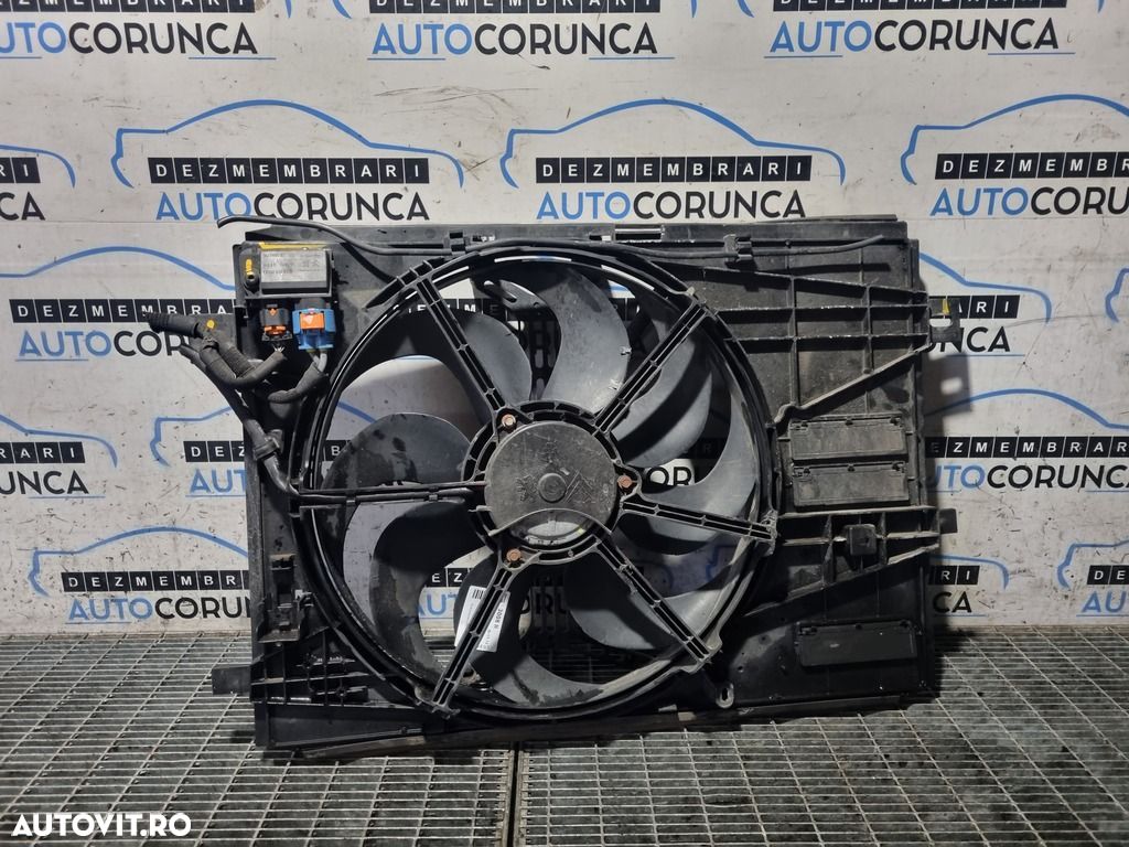 Electroventilator Peugeot 3008 II 1.2 B 2016 - 2020 Manuala 6 Trepte (1316) 8240647 - 1