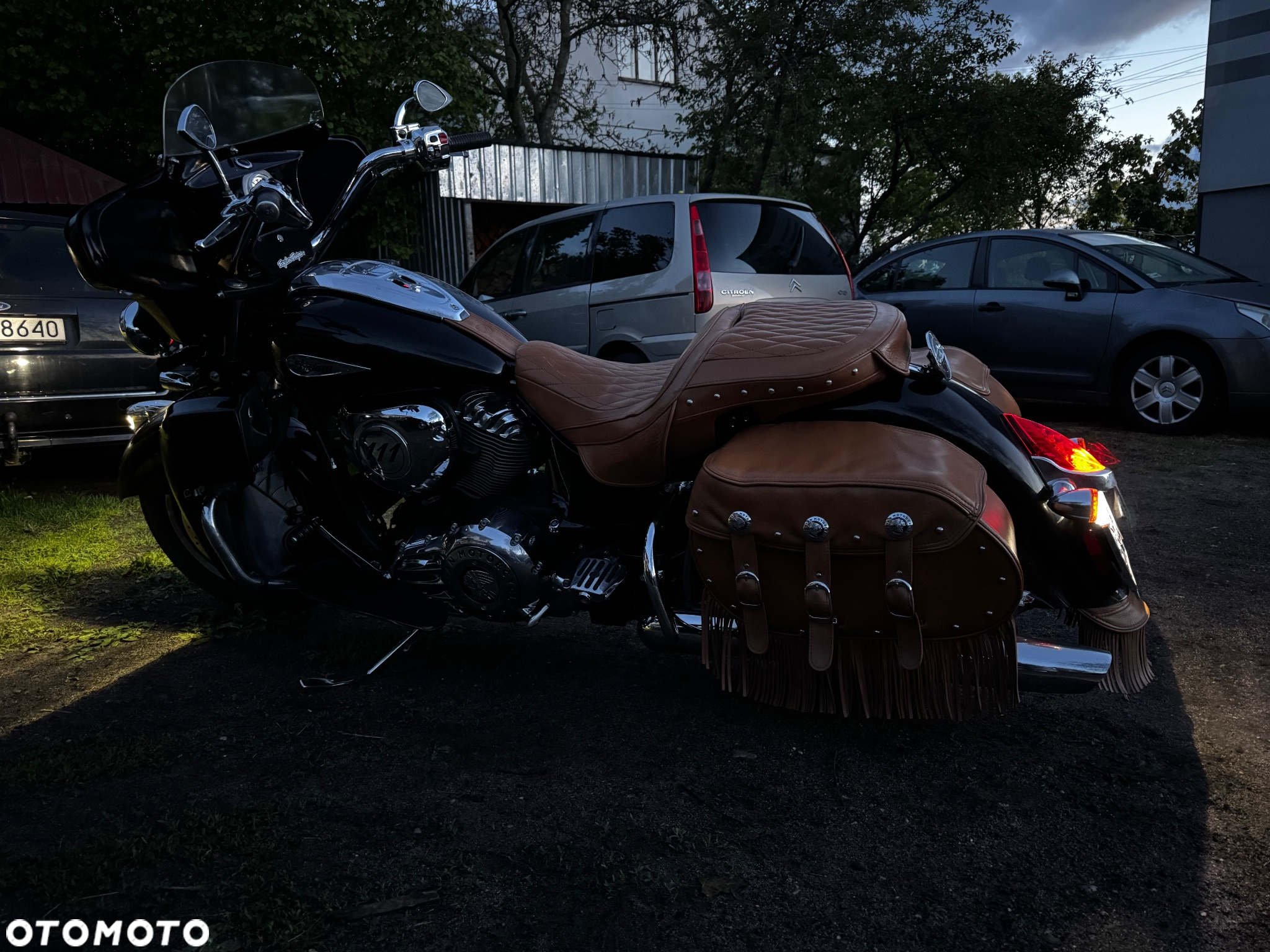 Indian Roadmaster - 4