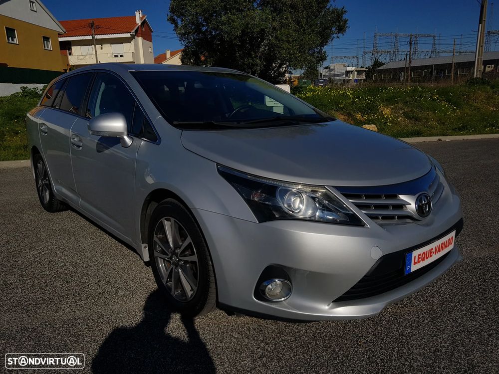Toyota Avensis SW 2.0 D-4D Luxury+Navi - 57