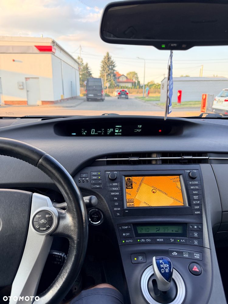 Toyota Prius - 15
