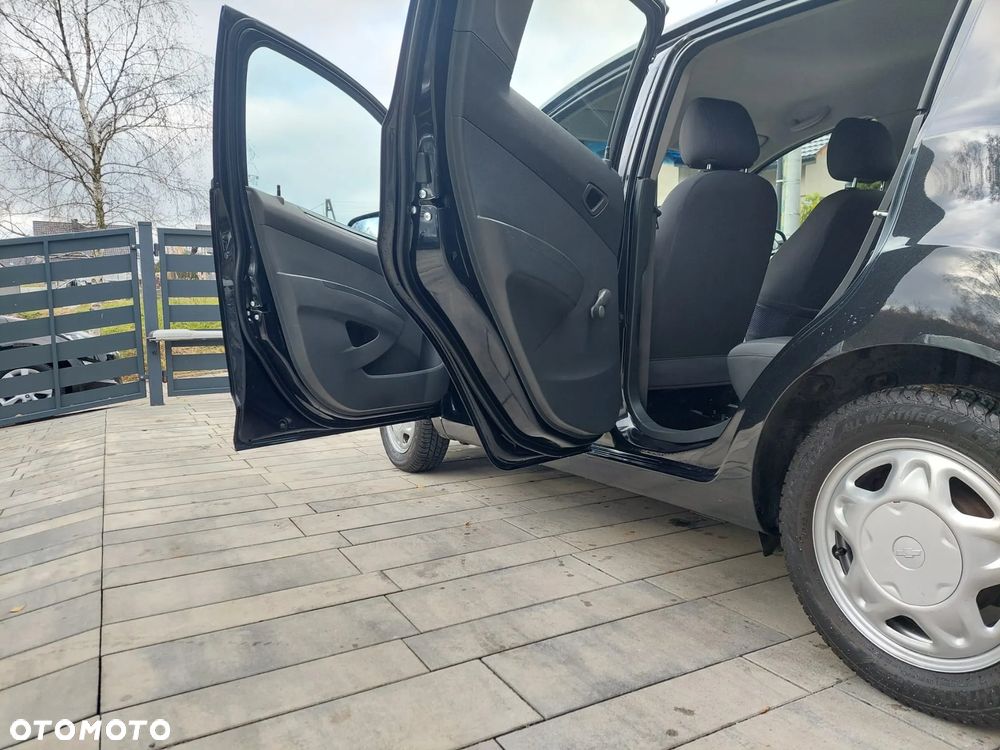 Chevrolet Spark 1.0 LS - 12