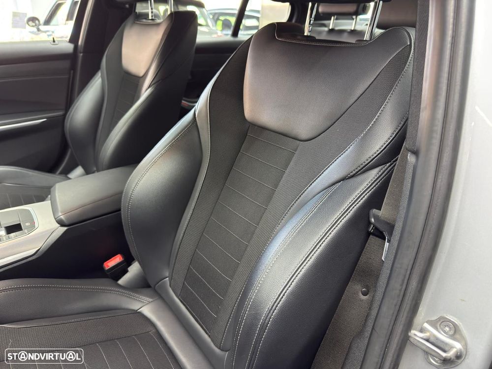 BMW 318 d Line Sport Auto - 41