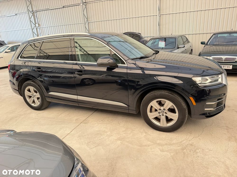 Audi Q7 2017 photo 3