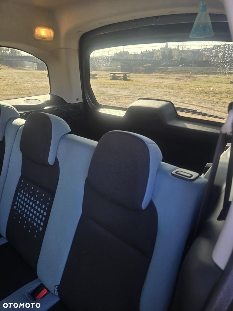 Citroën Berlingo 1.6 HDi Seduction - 17