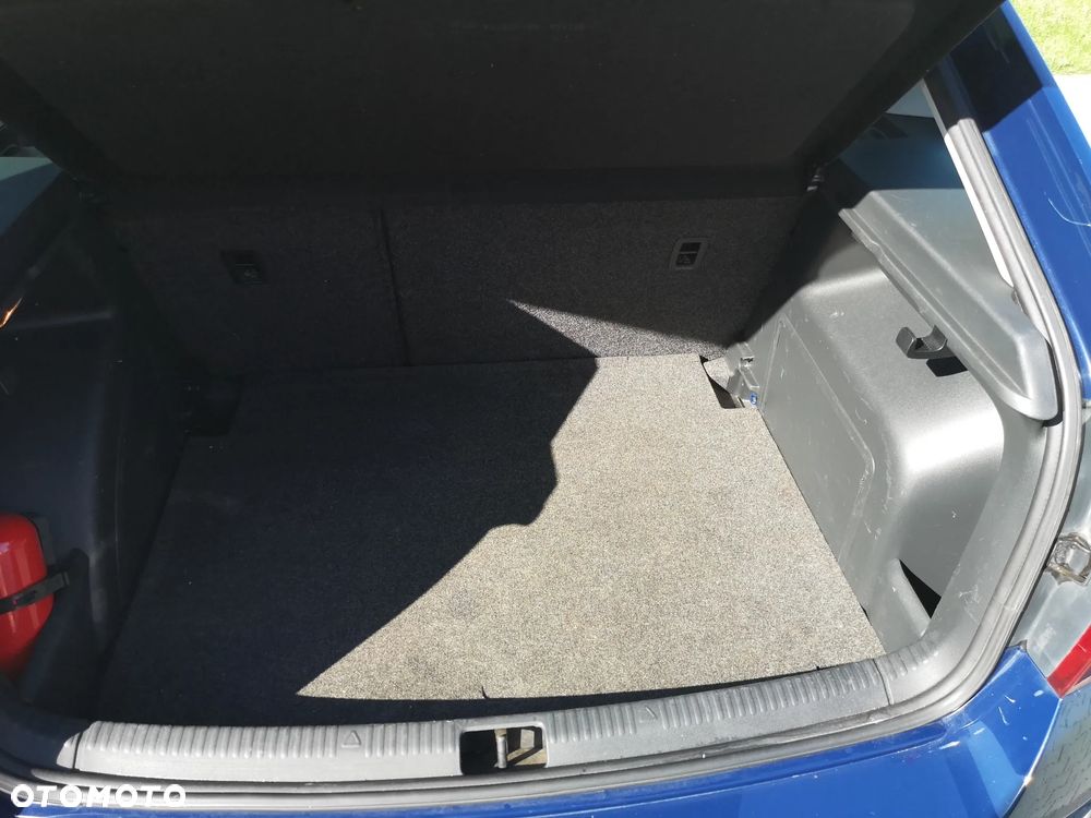 Skoda RAPID Spb 1.6 TDI DPF Emotion Plus - 24