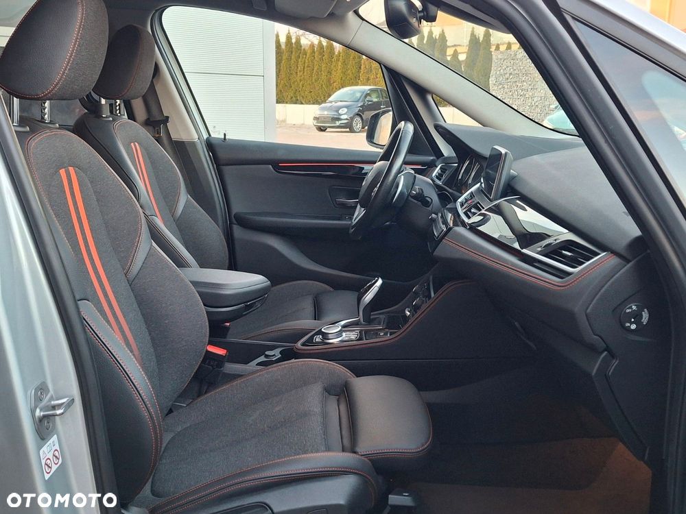 BMW Seria 2 218d Sport Line sport - 8