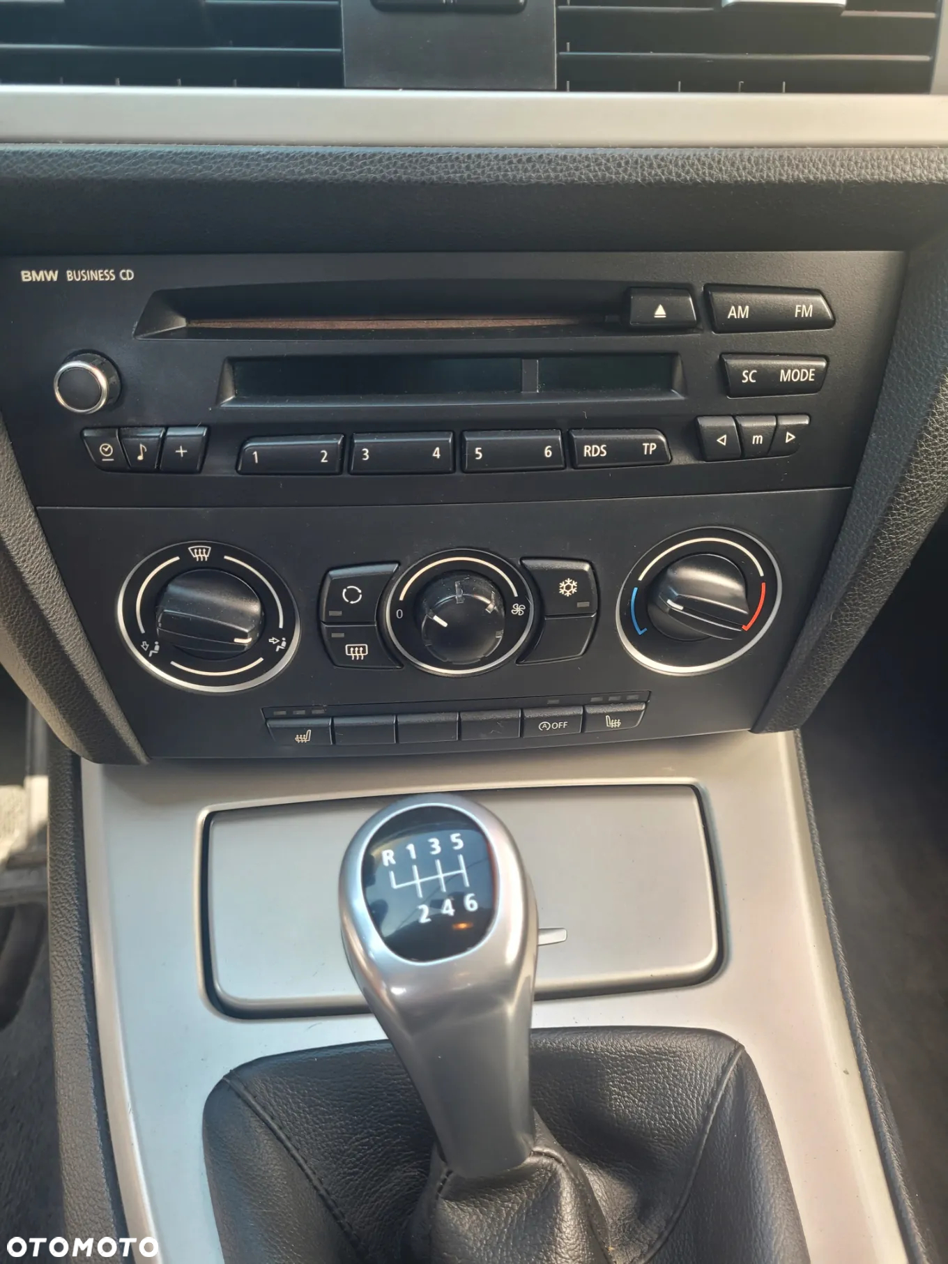 BMW Seria 3 318i - 12