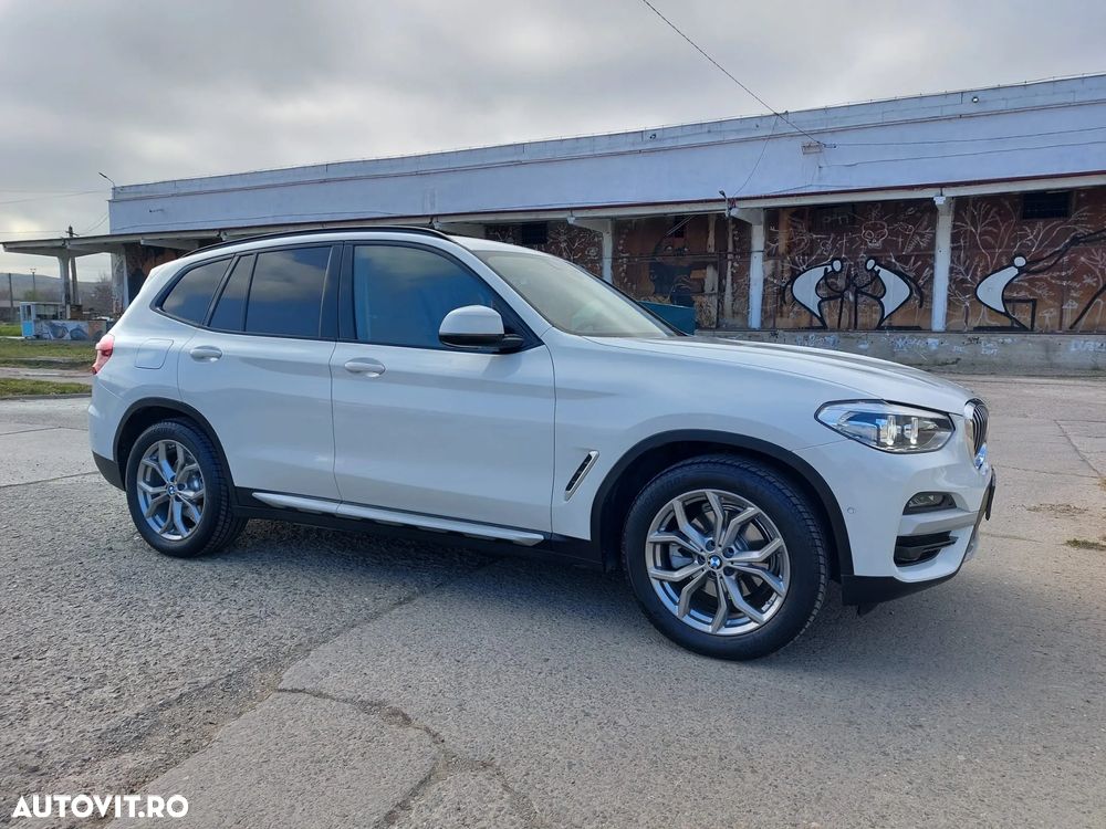 BMW X3 xDrive20i AT xLine - 4