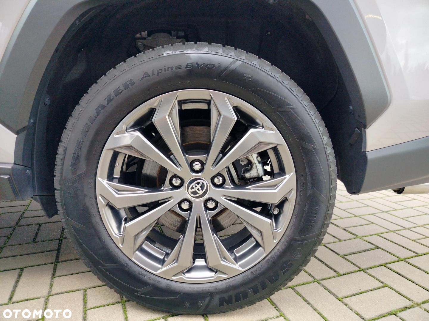 Toyota RAV4 - 20