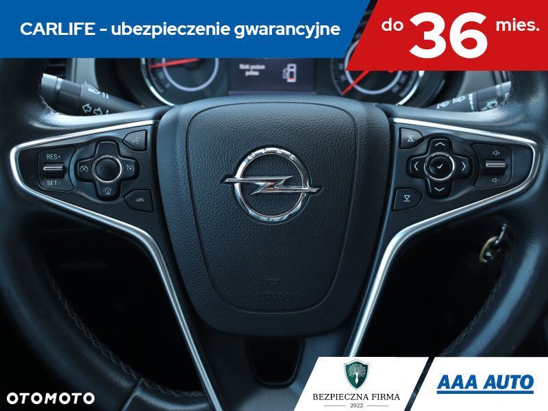 Opel Insignia - 19
