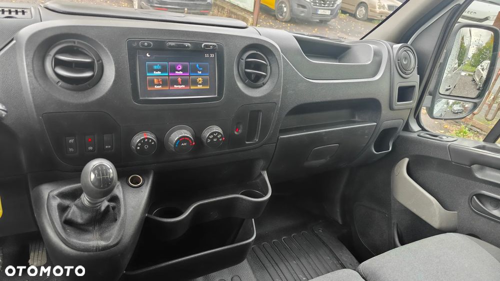 Renault Master  brygadowka 7 osób - 16