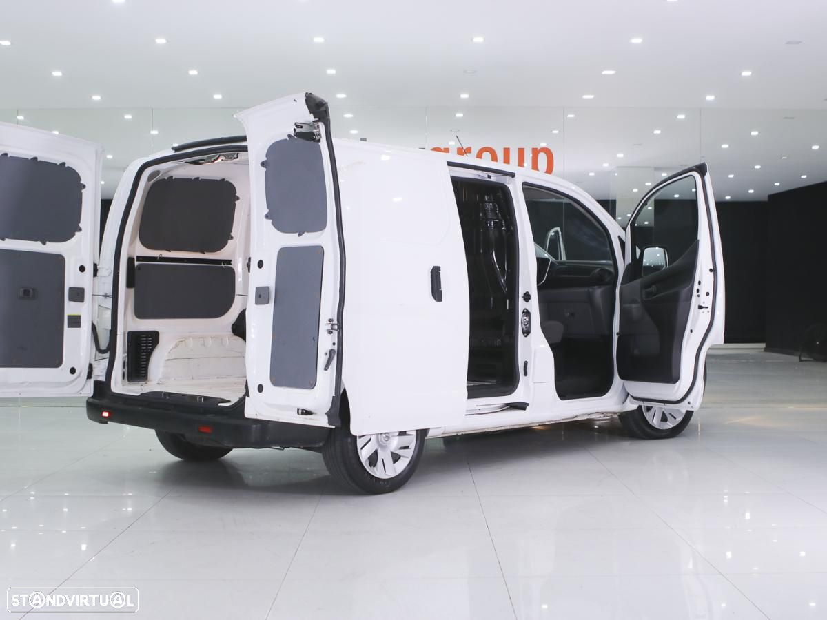 Nissan NV200 - 4