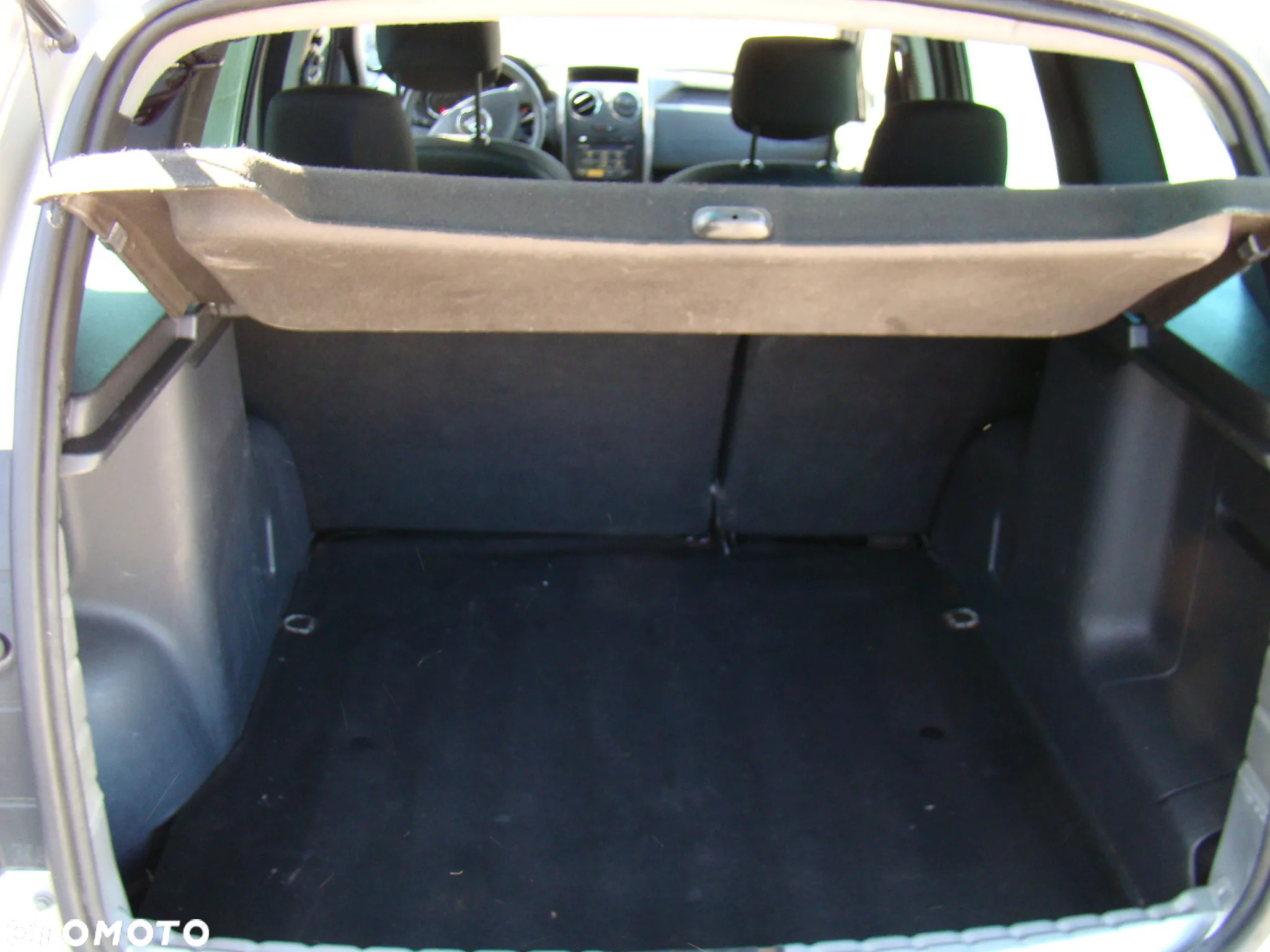 Dacia Duster 1.6 16V 4x2 Essentiel - 9