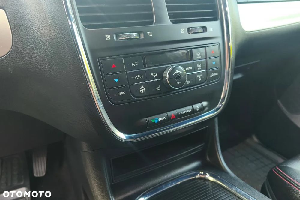 Dodge Grand Caravan 3.6 R/T - 27