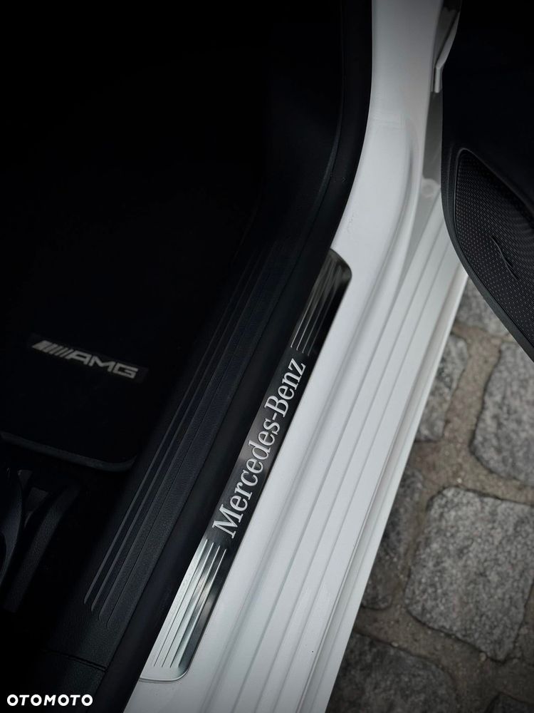 Mercedes-Benz Klasa A 200 AMG Line 7G-DCT - 7