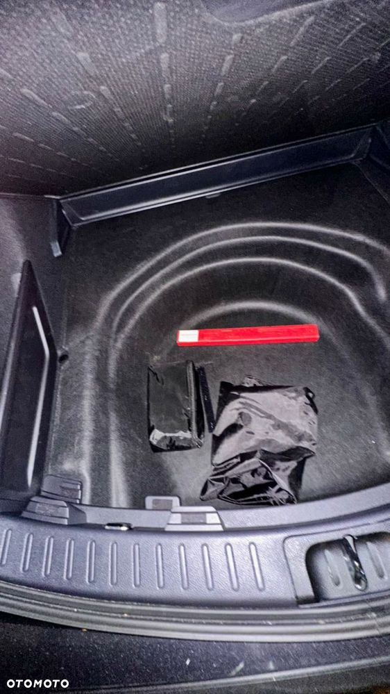 Toyota Corolla 1.8 GR Sport - 22