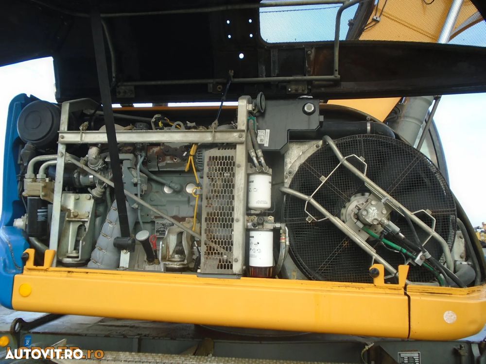 Liebherr A914 Compact - 13