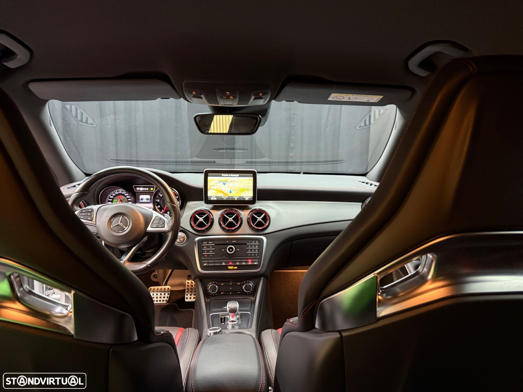 Mercedes-Benz CLA 45 AMG Shooting Brake 4-Matic - 32