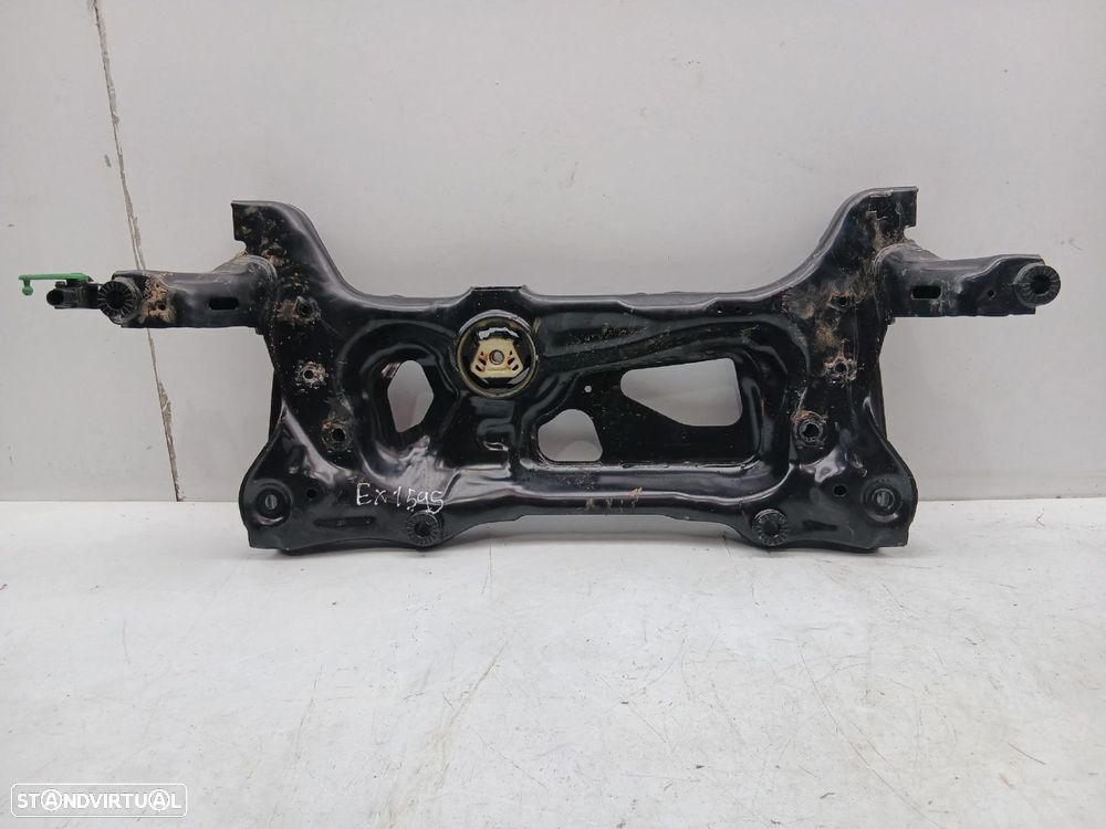 Charriot frente AUDI Q3 (F3B) - 1