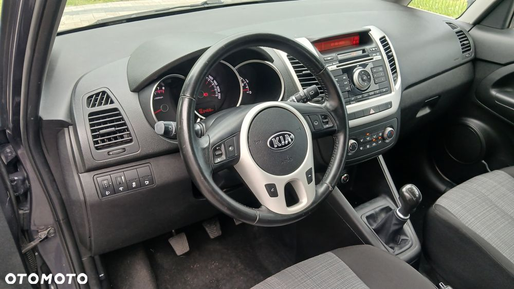 Kia Venga 1.4 Business Line - 8