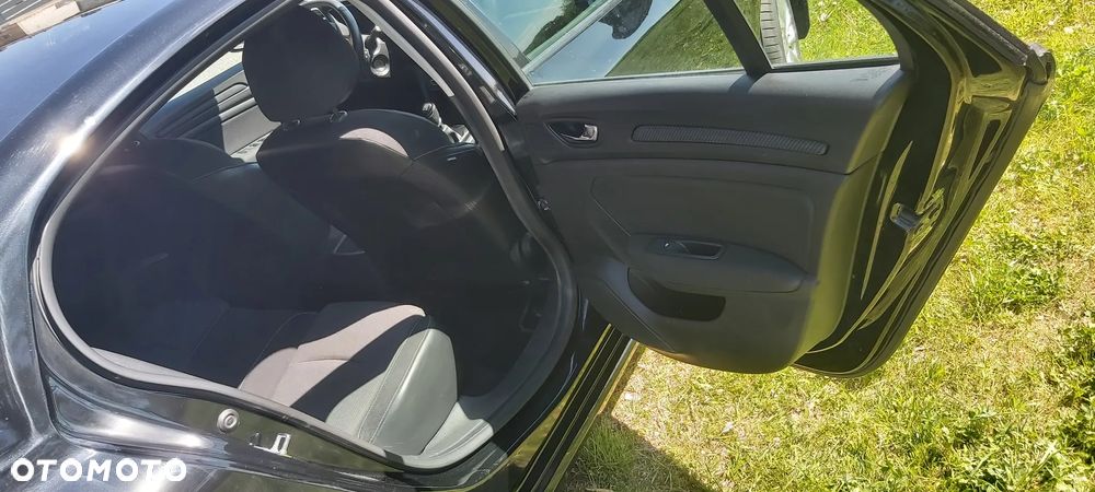 Renault Megane 1.6 SCe Intens - 8