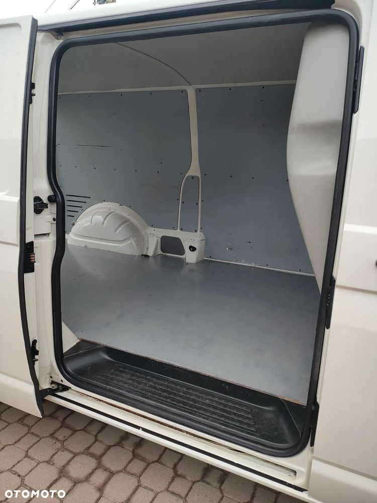 Volkswagen Transporter L2 - 12