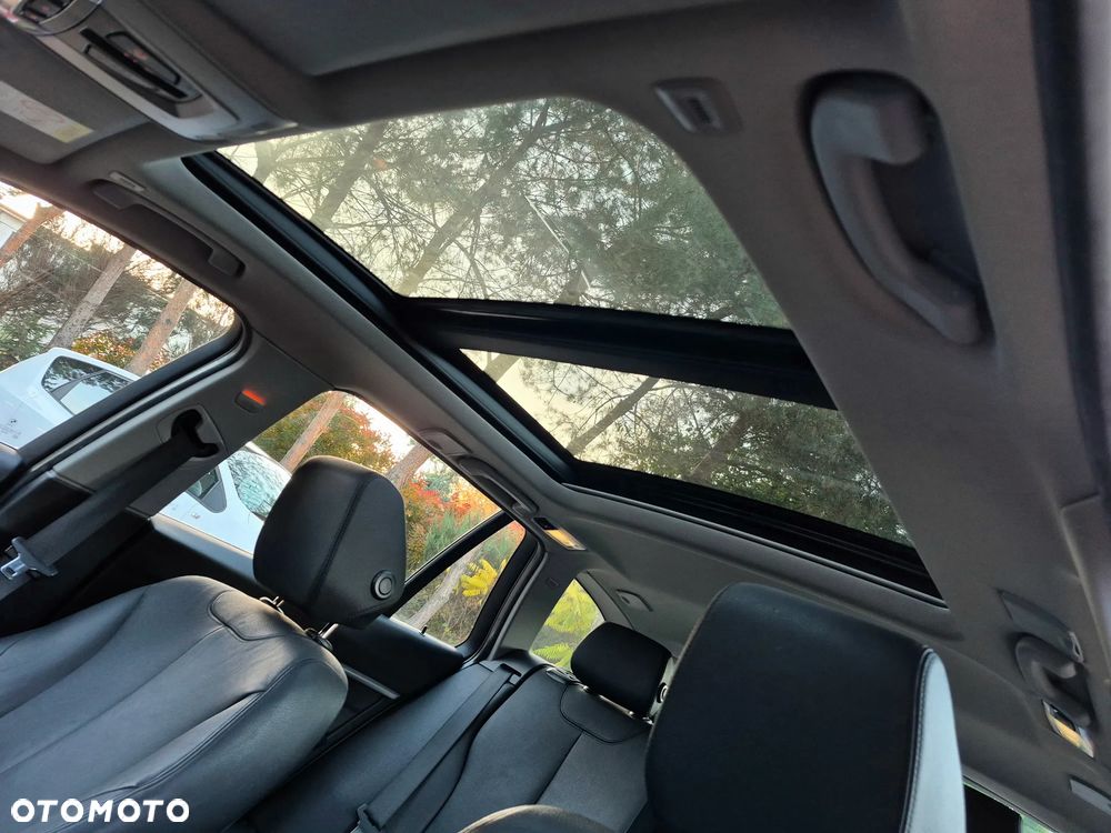 BMW Seria 3 320d Luxury Line - 24