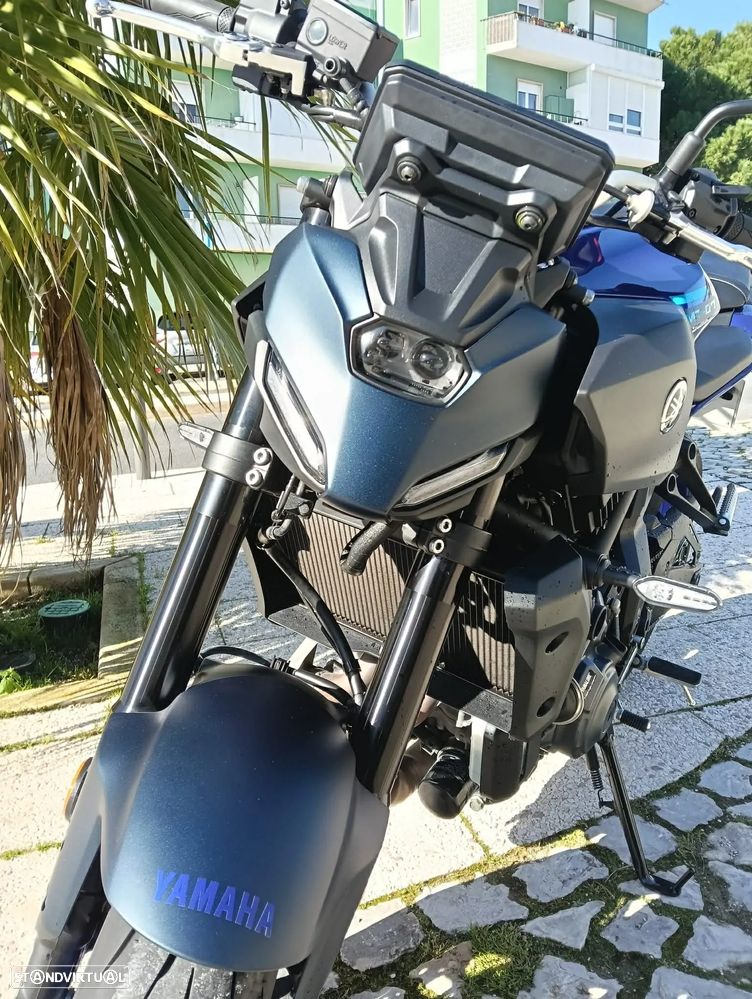 Yamaha MT-07 - 2