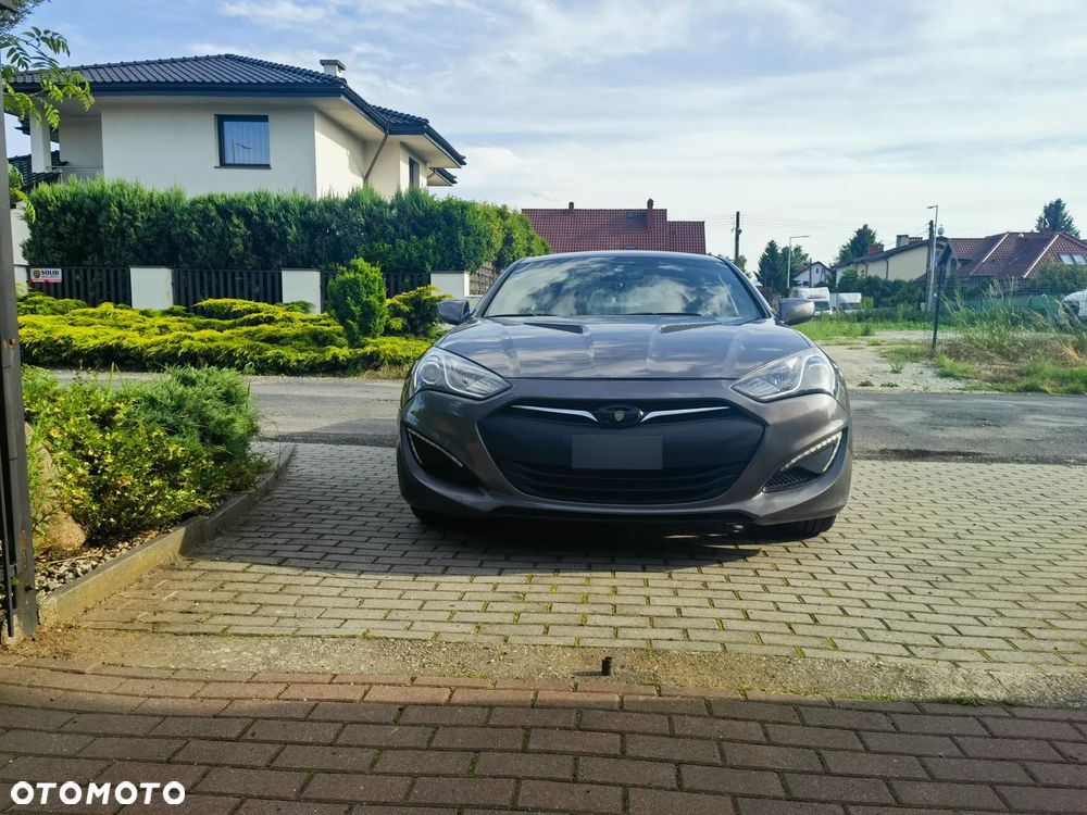 Hyundai Genesis Coupe