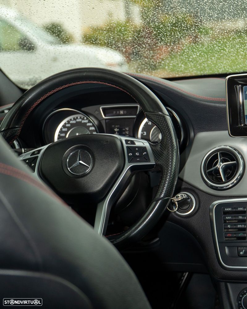 Mercedes-Benz GLA 45 AMG 4-Matic - 13