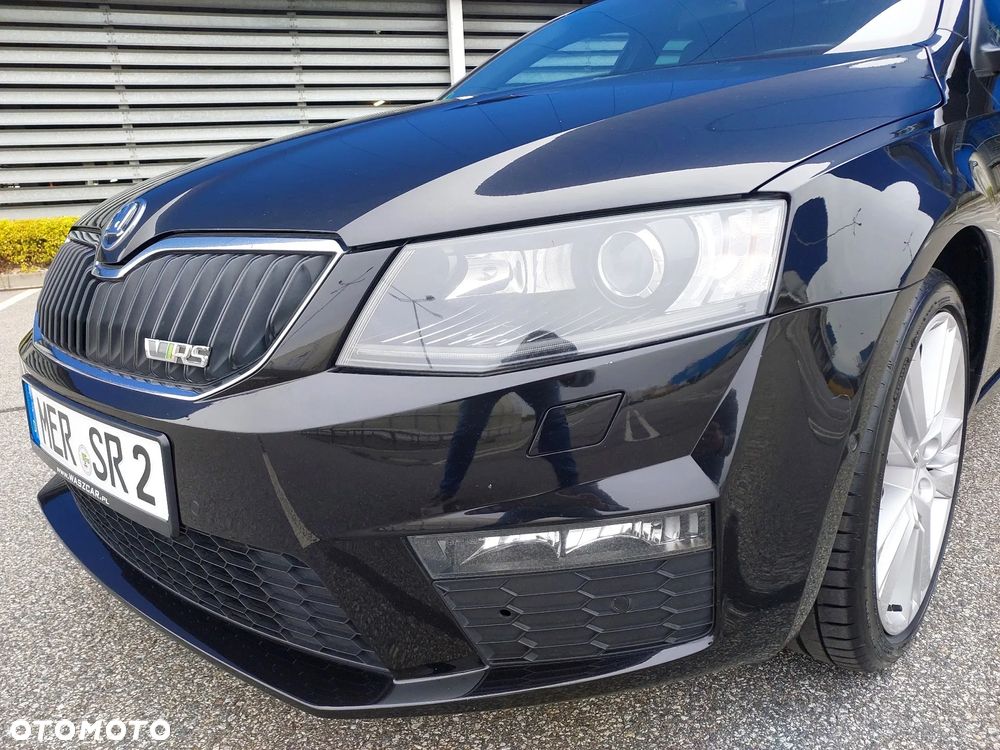 Skoda Octavia 2.0 TDI DSG RS - 13