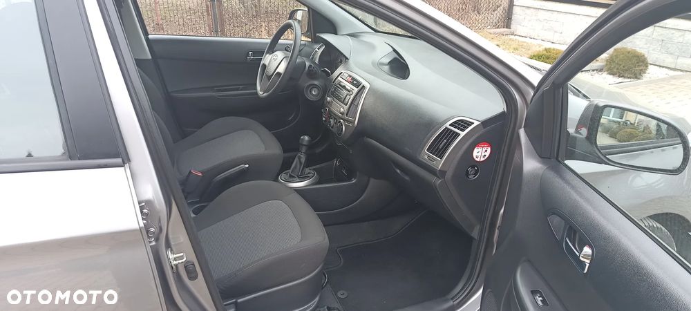 Hyundai i20 - 3