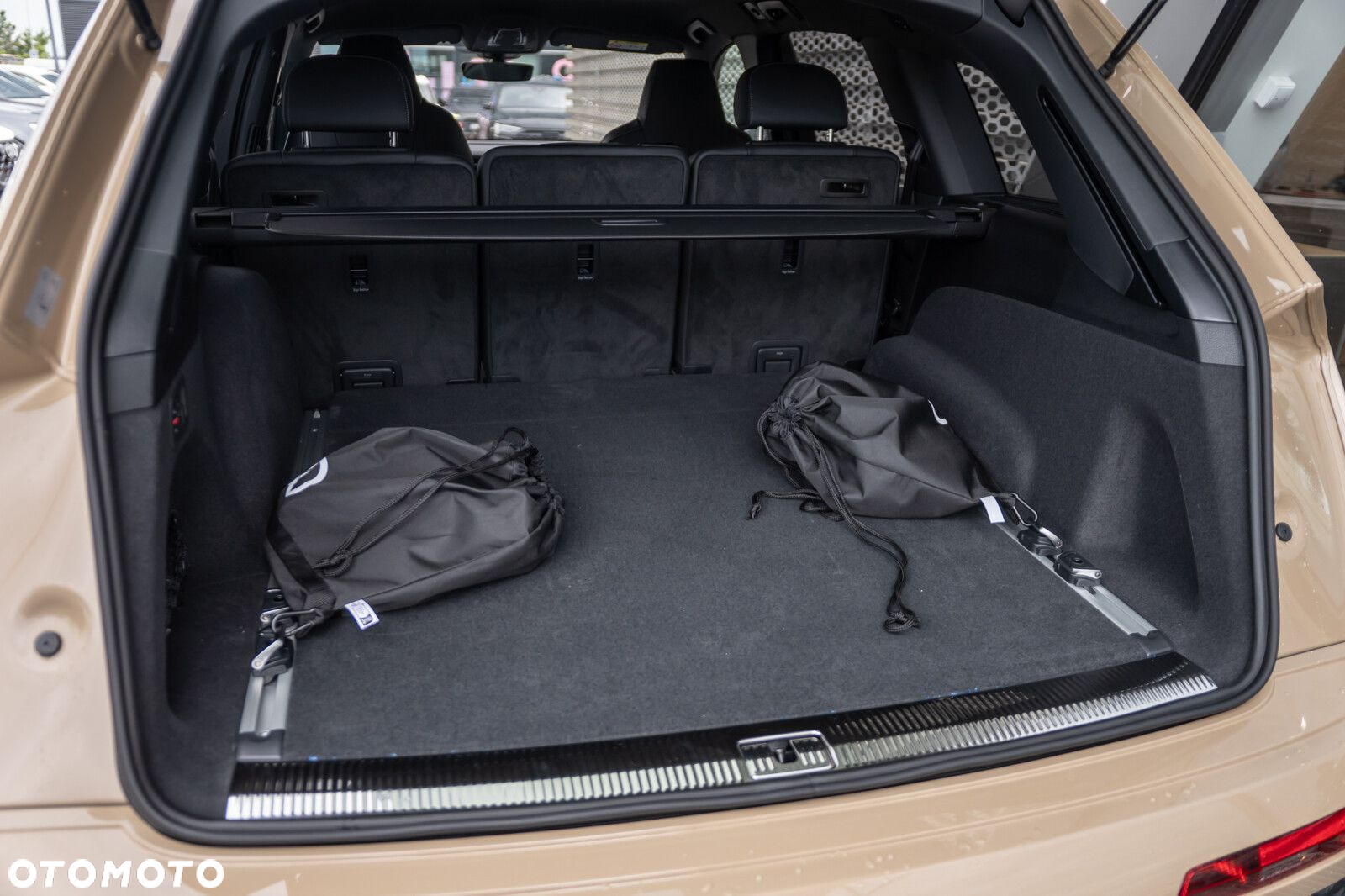 Audi Q7 - 7