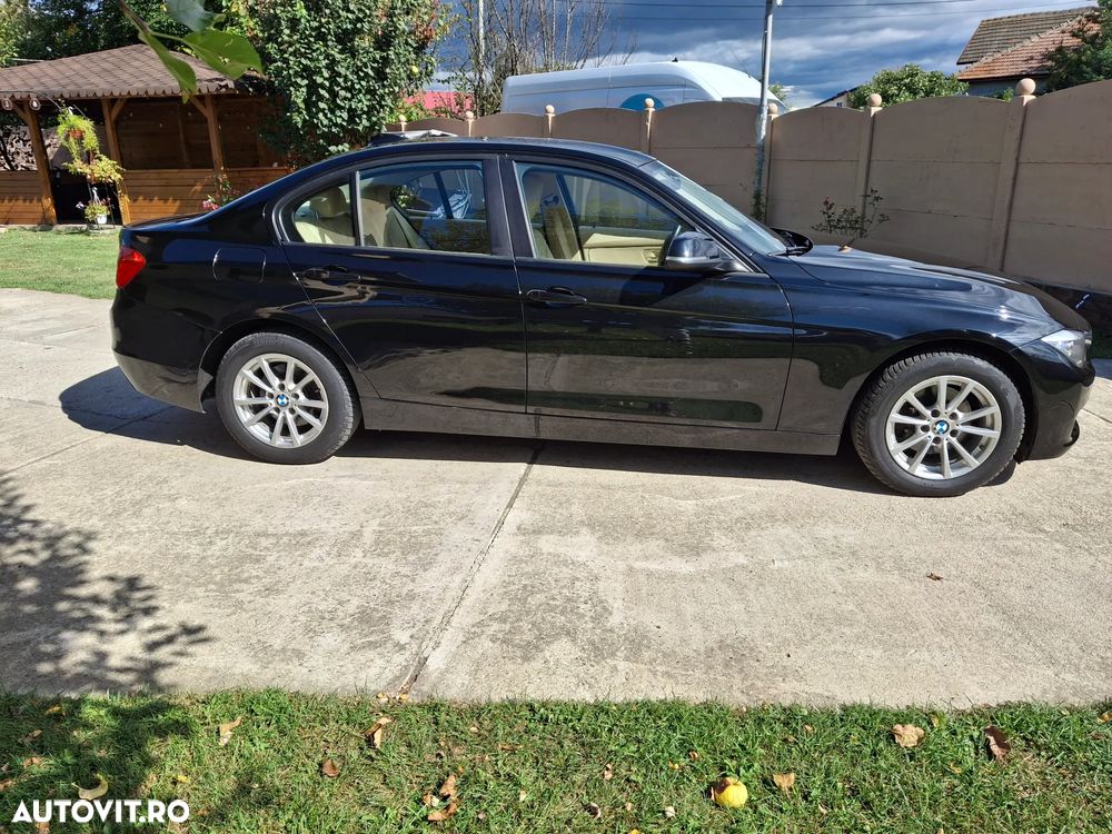 BMW Seria 3 318d DPF - 5