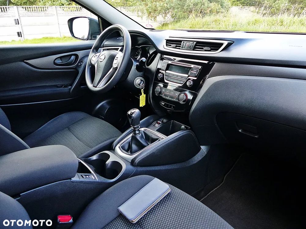 Nissan Qashqai 1.2 DIG-T Acenta - 24